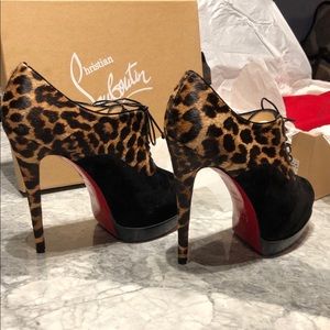 Authentic Christian LOUBOUTIN Miss Poppins  40.5.